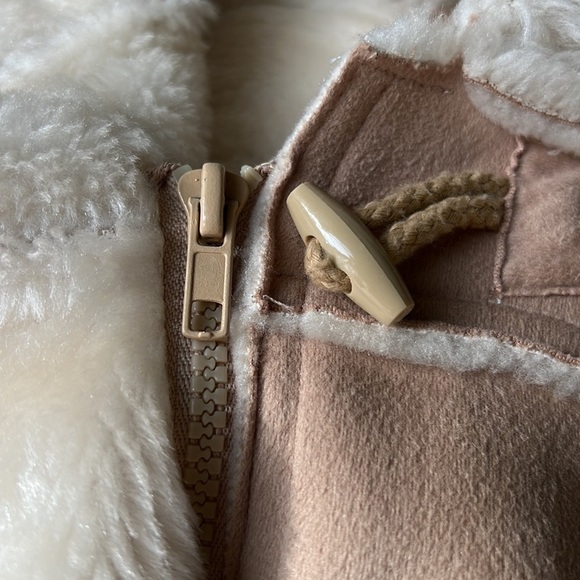 Christie Brooks tan hooded pocketed sherling fleece lined coat Girls, 16 (XL) - Picture 10 of 10